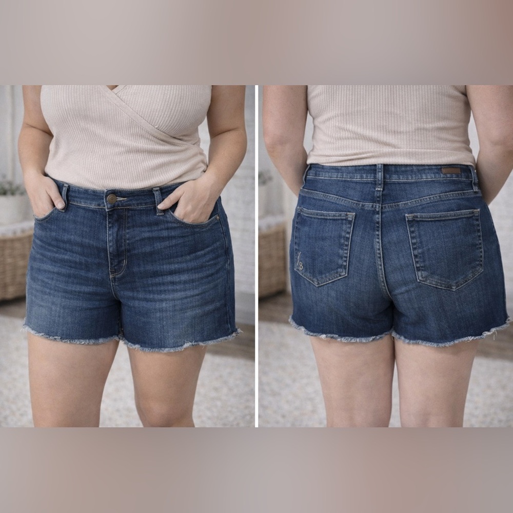 Kut From the Kloth Gidget Fray Denim Shorts Size 10 Medium Wash